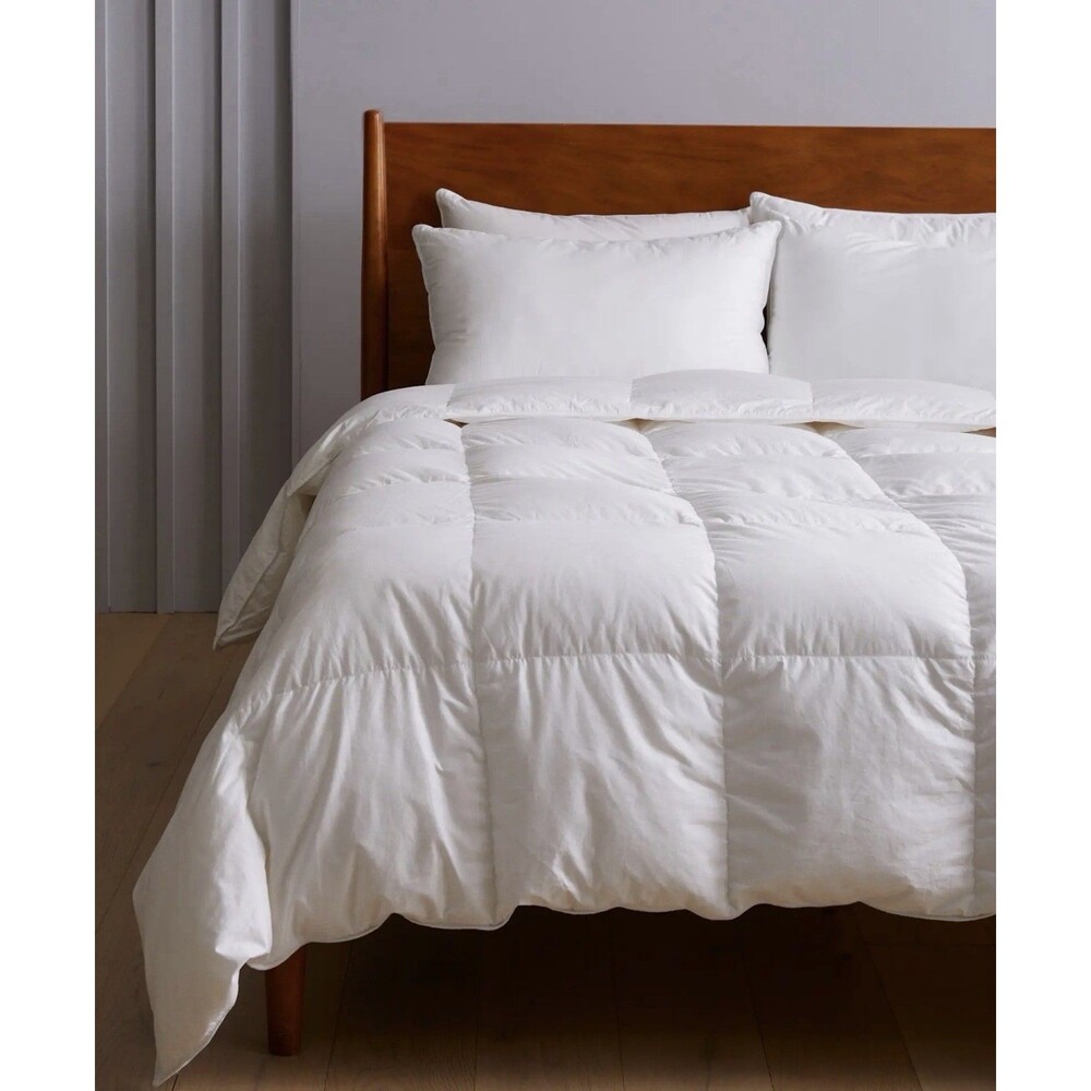 Quince All-Season Premium Duck Down Comforter Insert King Or Cal King MSRP $224